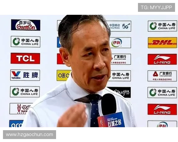 方硕与许利民疑似口角 张劲松分析更衣室矛盾或成关键 多名专家预测4-1战术中心 方硕与许利民疑似口角 张劲松分析更衣室矛盾或成关键 多名专家预测4-1战术中心